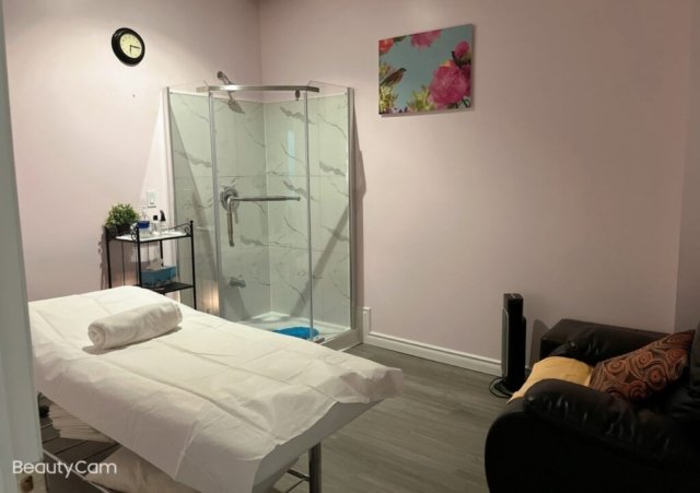 insuite_shower_room