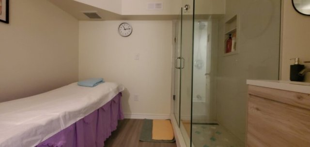 downstairs_room_18b